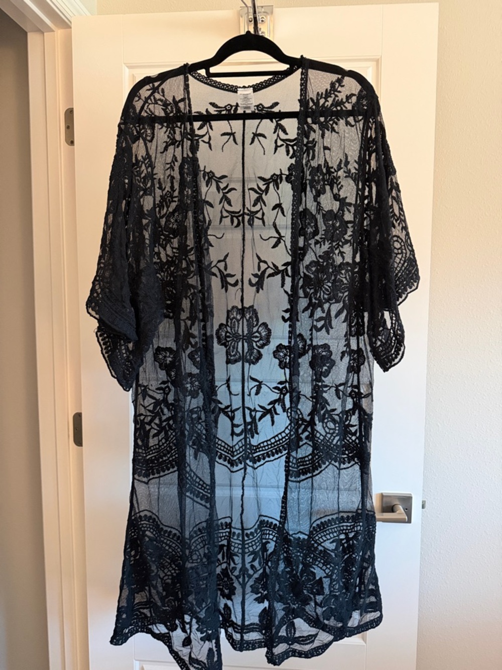 Black Floral Lace Kimono Cardigan